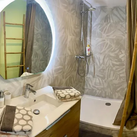 アパート Spacieux Duplex, Vue Et Belle Terrasse